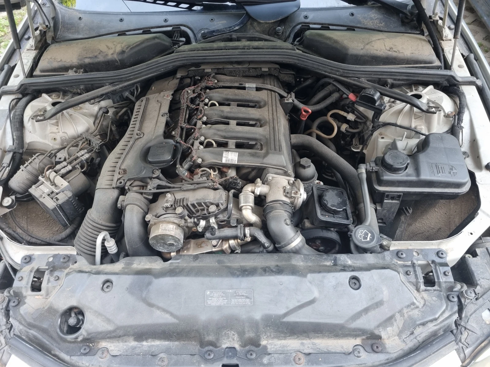 BMW 530 D 218hp, снимка 10 - Автомобили и джипове - 54988100