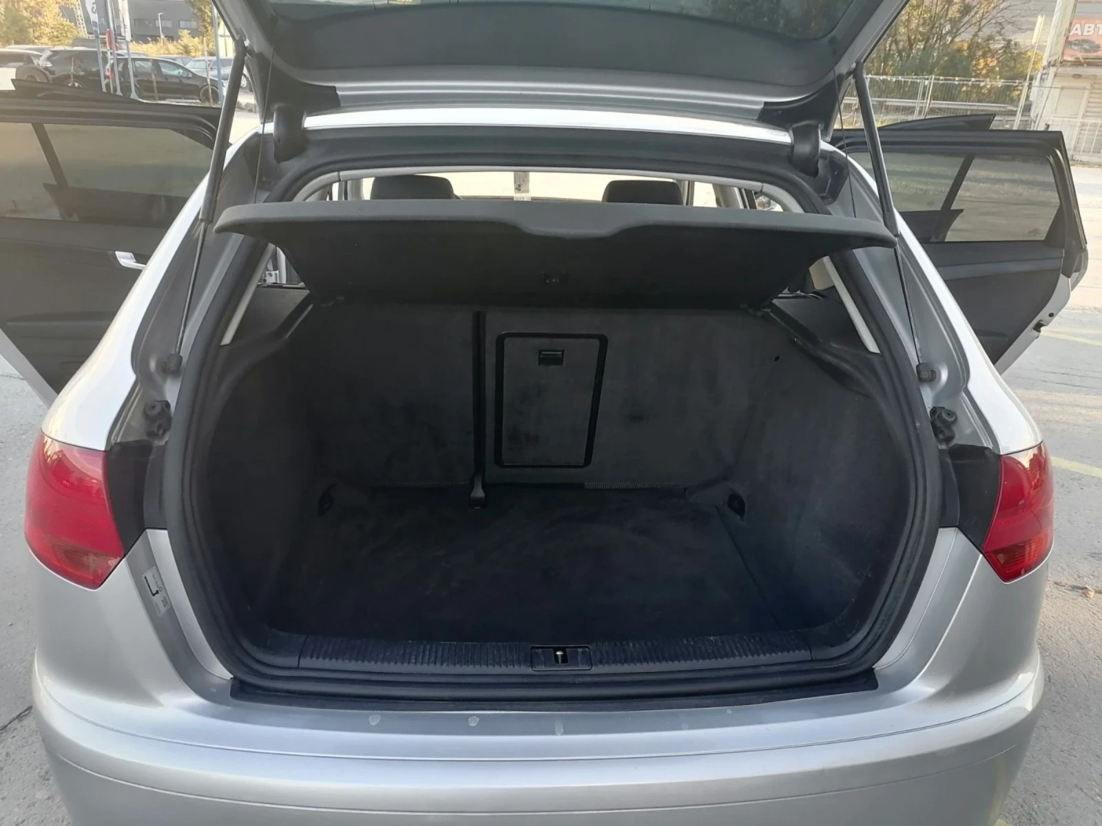 Audi A3 1.6 102 k.s., снимка 16 - Автомобили и джипове - 55158024