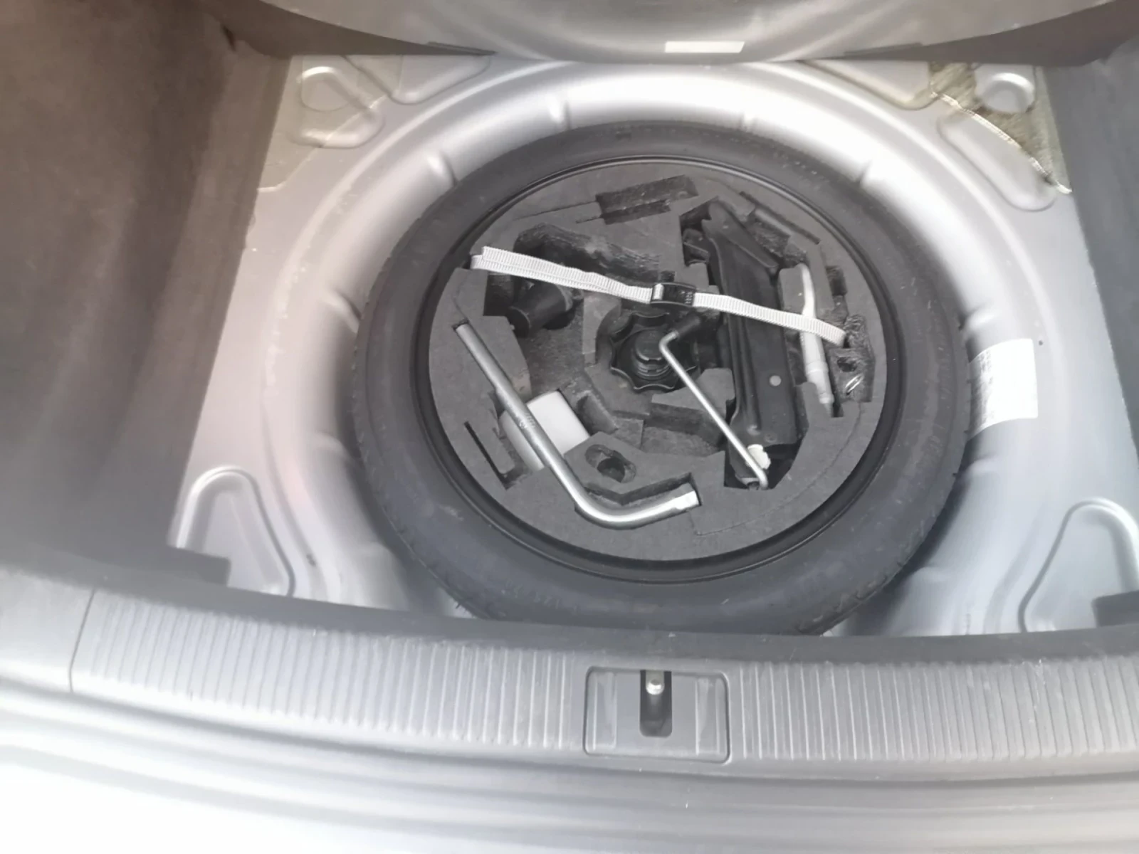Audi A3 1.6 102 k.s., снимка 15 - Автомобили и джипове - 55158024