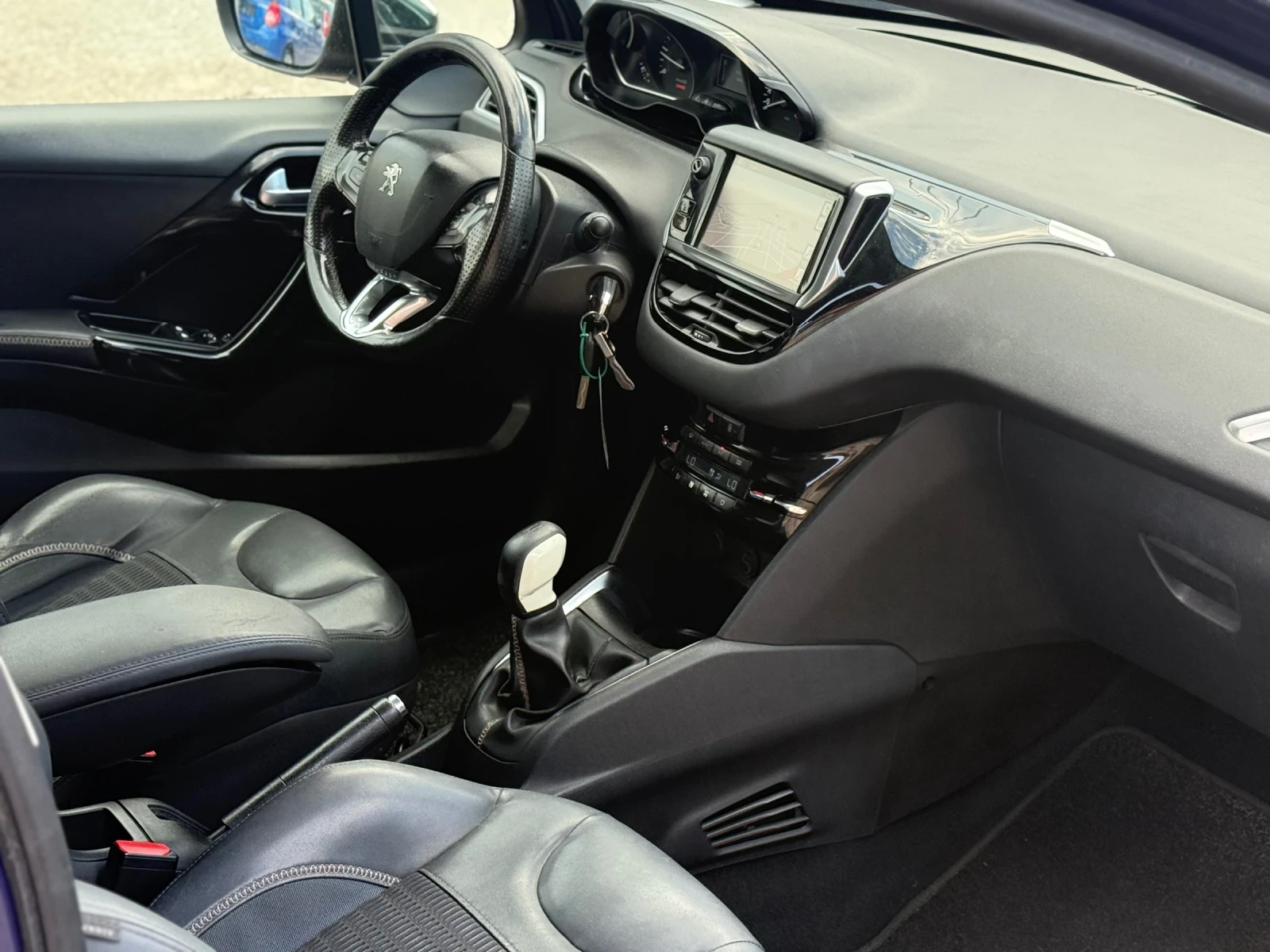 Peugeot 208 1.6d 93k.c. GT-Line | Mobile.bg � ����������� 12