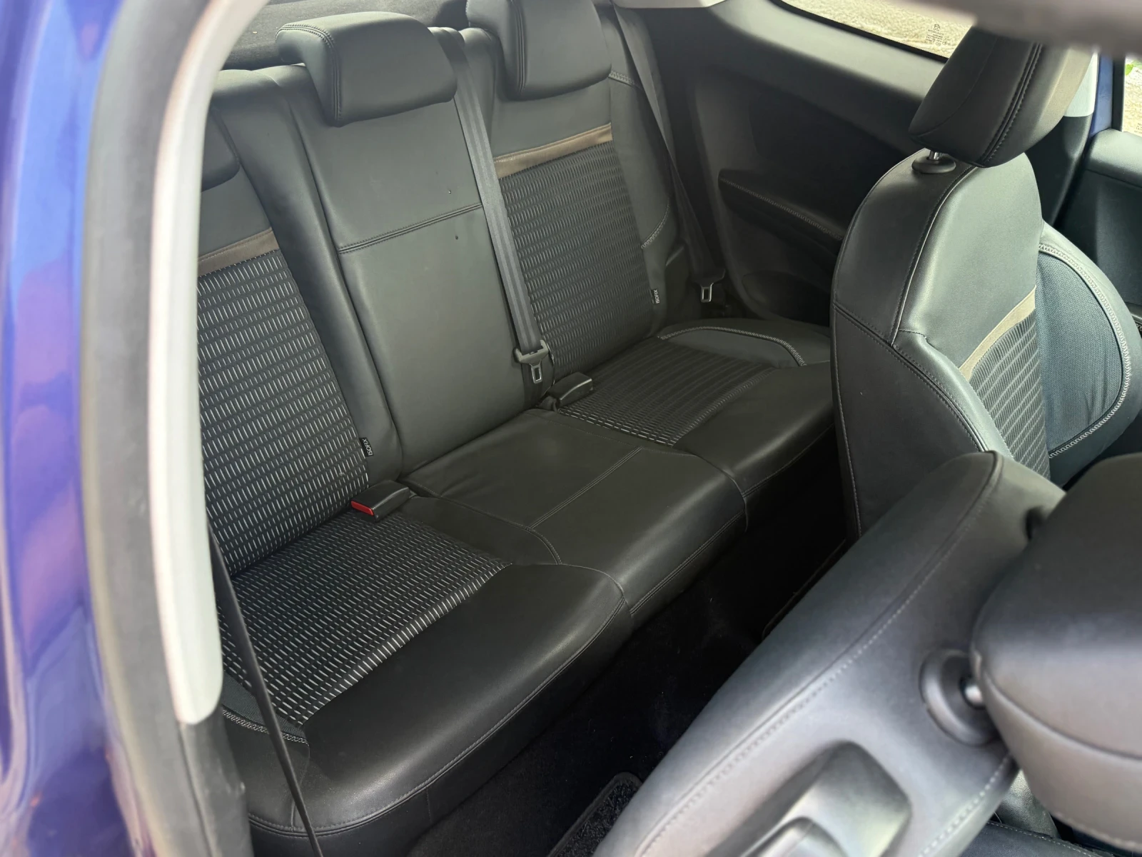 Peugeot 208 1.6d 93k.c. GT-Line | Mobile.bg � ����������� 13