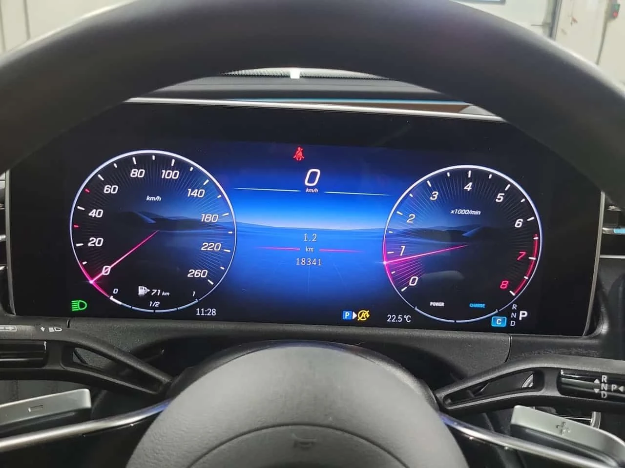 Mercedes-Benz E 350 * AMG Line * CARFAX * Бeз инциденти * , снимка 7 - Автомобили и джипове - 55434007