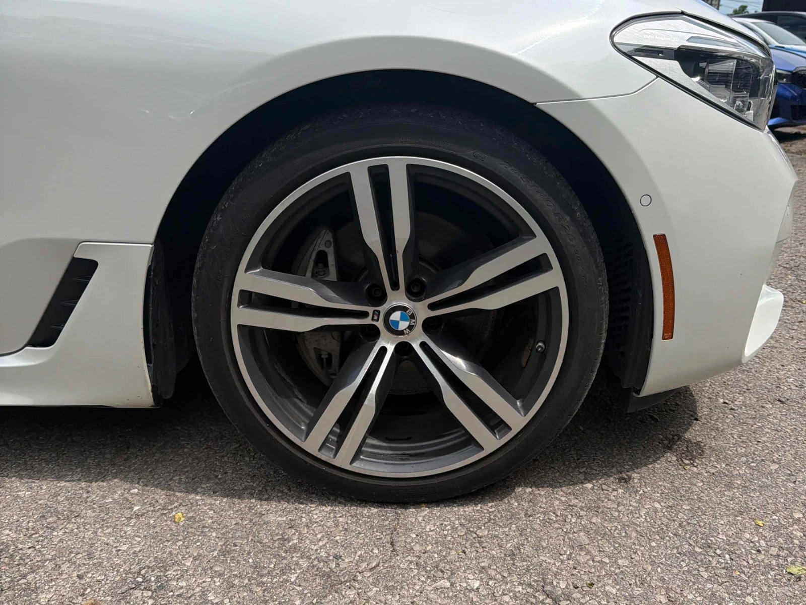 BMW 640 XDrive40i* HARMAN KARDON* HEAD-UP* 360* ОБДУХВАНЕ, снимка 15 - Автомобили и джипове - 55589833