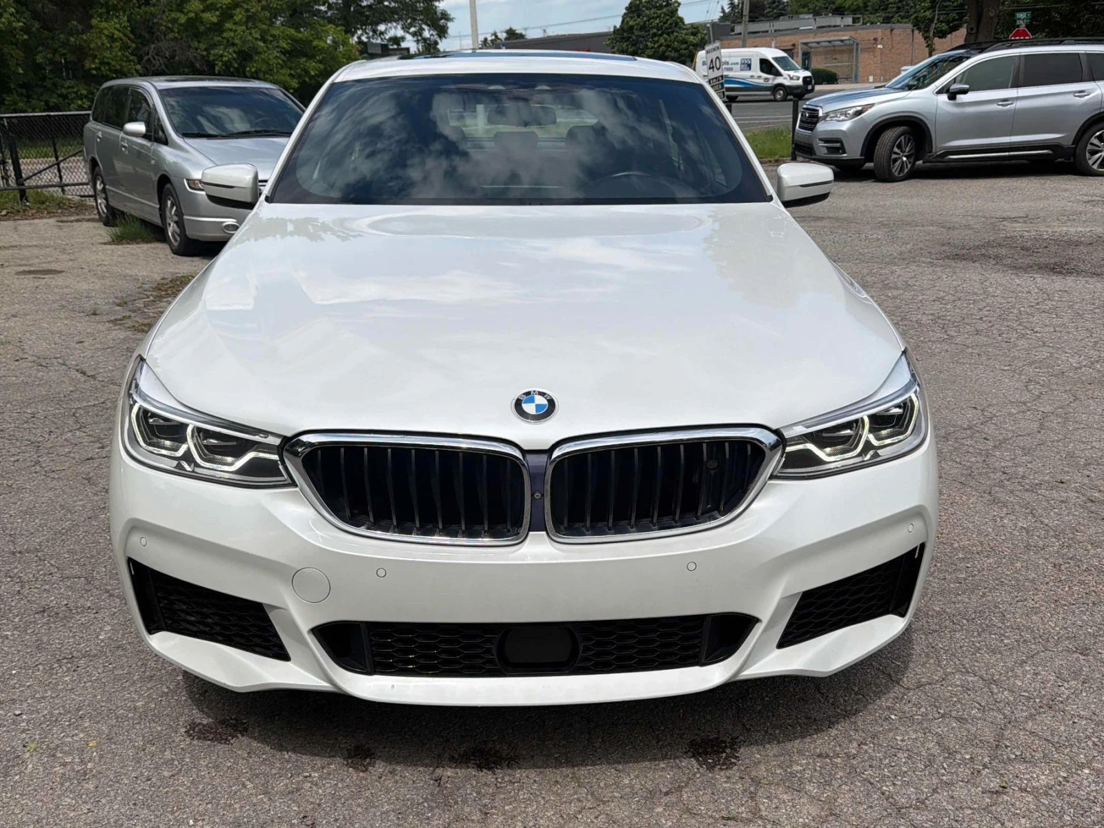 BMW 640 XDrive40i* HARMAN KARDON* HEAD-UP* 360* ОБДУХВАНЕ, снимка 2 - Автомобили и джипове - 55589833