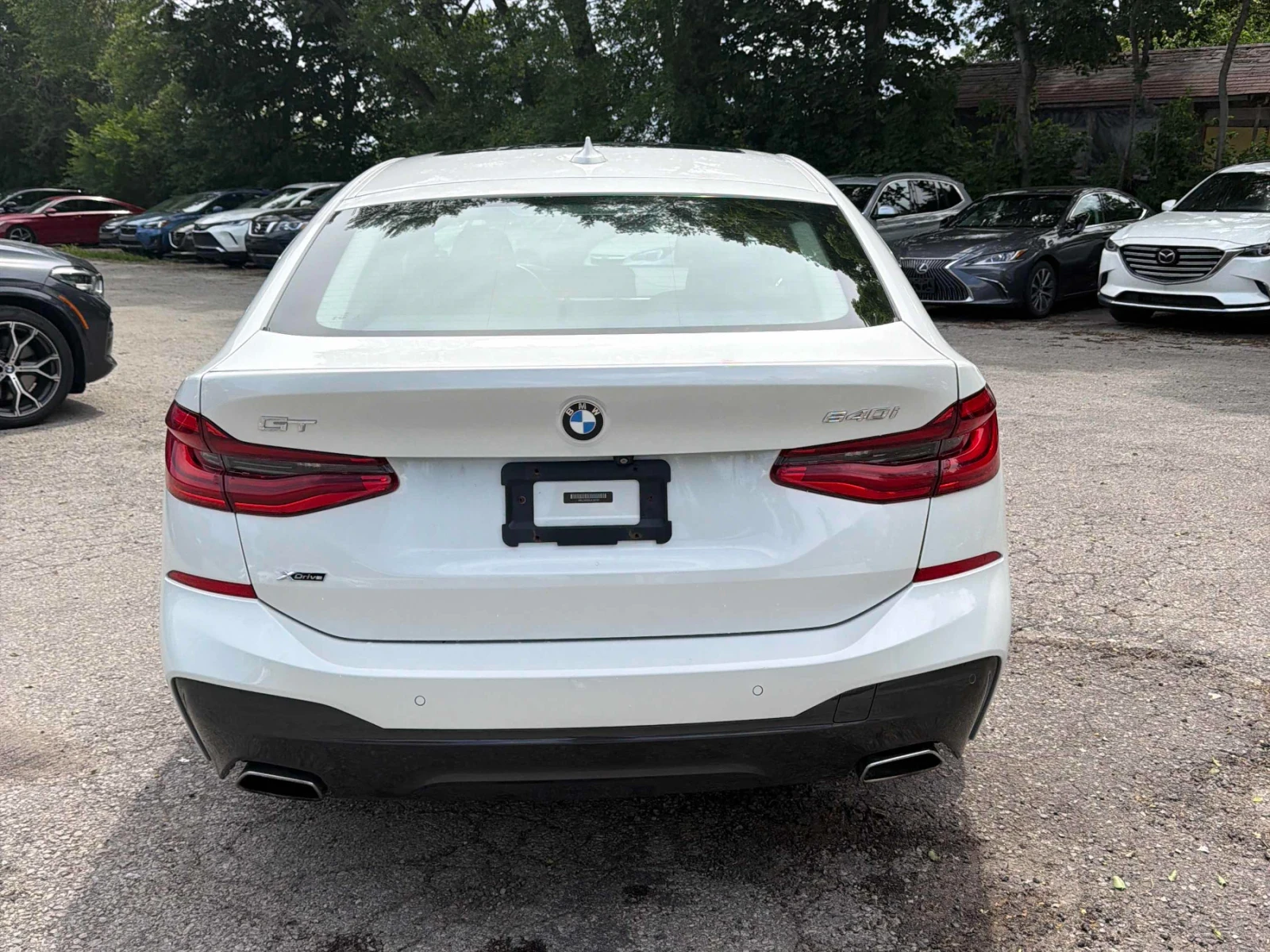 BMW 640 XDrive40i* HARMAN KARDON* HEAD-UP* 360* ОБДУХВАНЕ, снимка 4 - Автомобили и джипове - 55589833