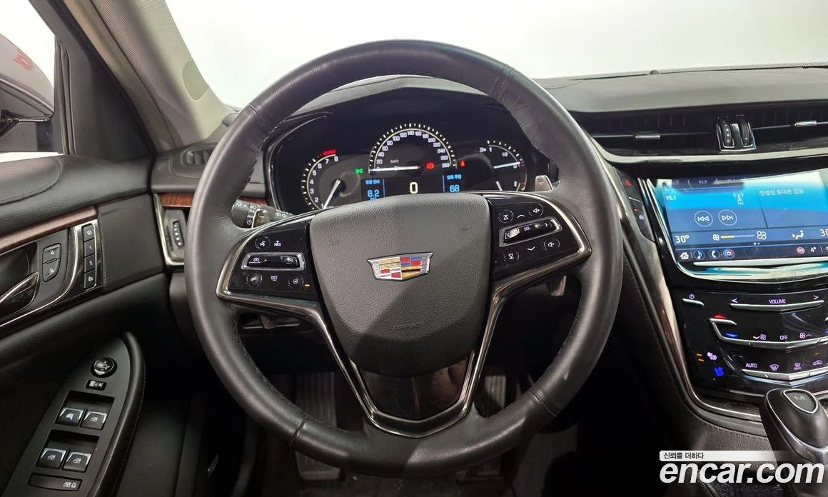 Cadillac Cts 2.0 Luxury, снимка 13 - Автомобили и джипове - 56123065
