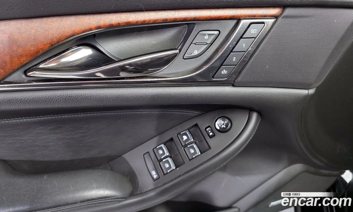 Cadillac Cts 2.0 Luxury, снимка 14 - Автомобили и джипове - 56123065