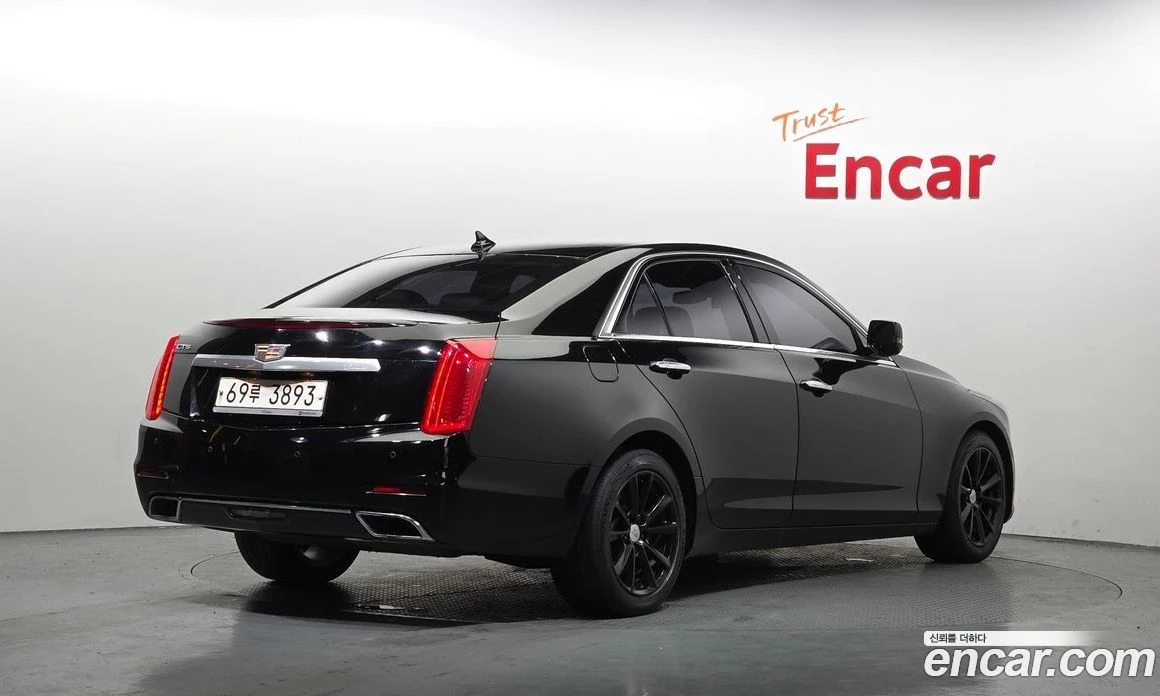 Cadillac Cts 2.0 Luxury, снимка 2 - Автомобили и джипове - 56123065
