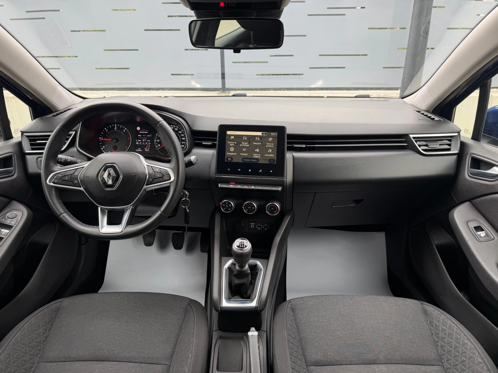 Renault Clio  1.5 Blue dCi IronBlue DISTRONIC LED EURO6 TOP, снимка 13 - Автомобили и джипове - 56185392