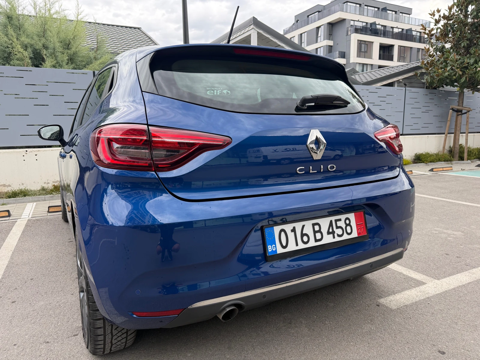 Renault Clio  1.5 Blue dCi IronBlue DISTRONIC LED EURO6 TOP, снимка 8 - Автомобили и джипове - 56185392