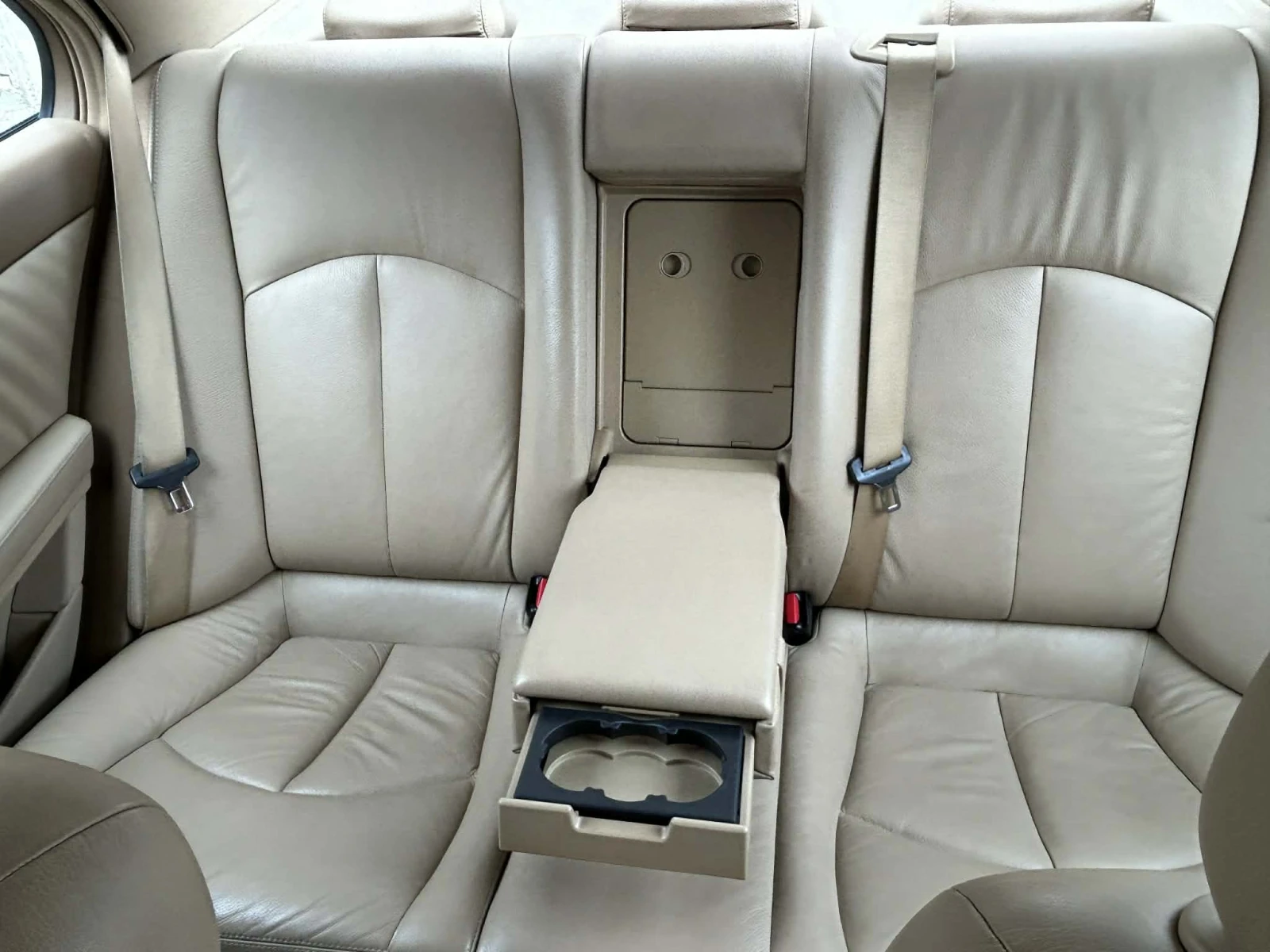 Mercedes-Benz E 320 W211, снимка 11 - Автомобили и джипове - 56327914