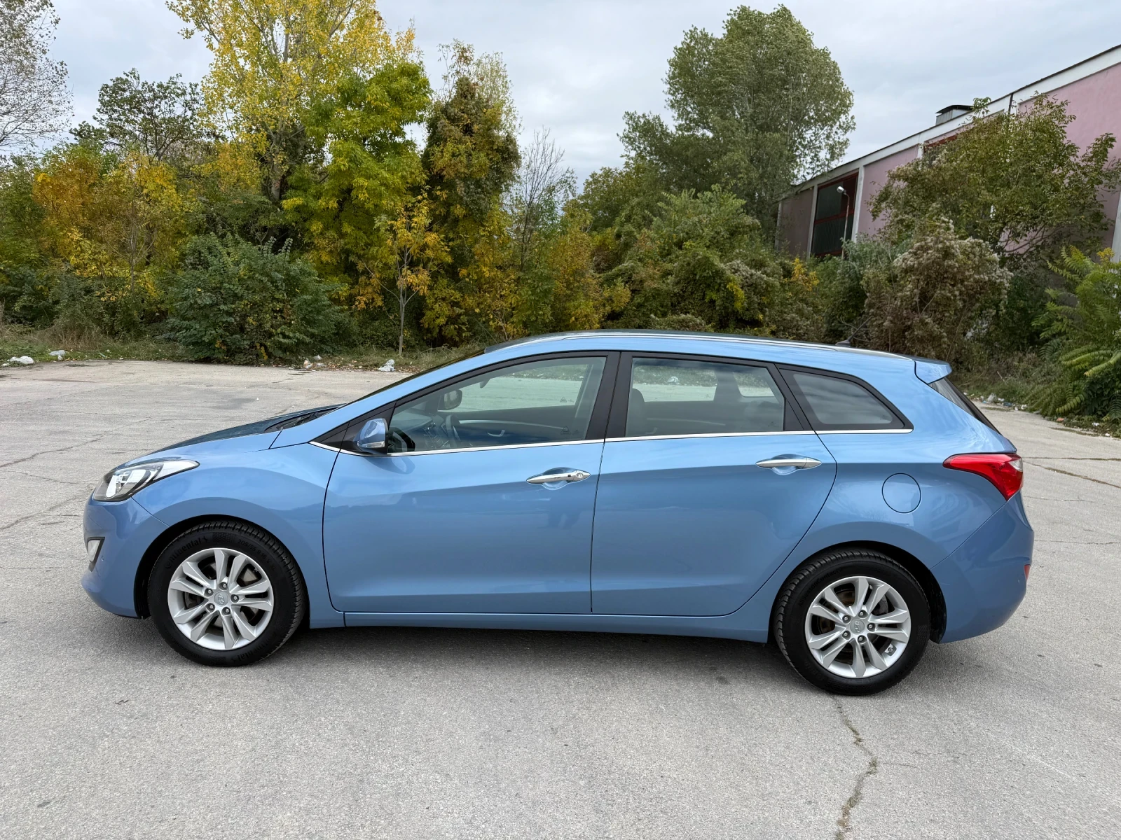 Hyundai I30 1.6i , снимка 6 - Автомобили и джипове - 56569126