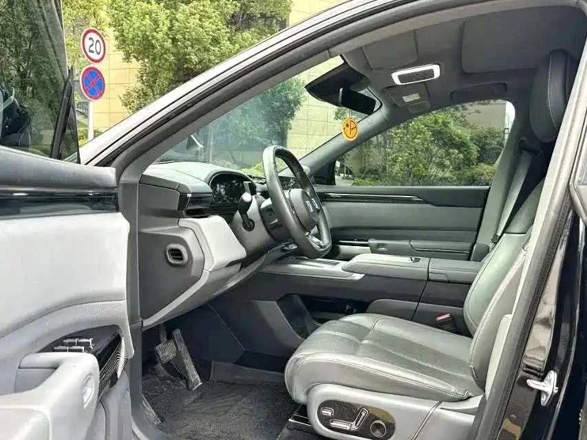 Zeekr 7X, снимка 8 - Автомобили и джипове - 56686005