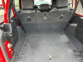 Jeep Wrangler Unlimited Rubicon/КЛИП/КОЖА/CARFAX/ФИНАНСИРАНЕ, снимка 11
