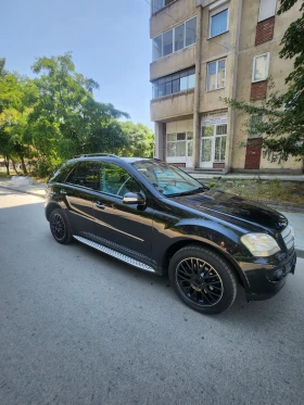     Mercedes-Benz ML 320