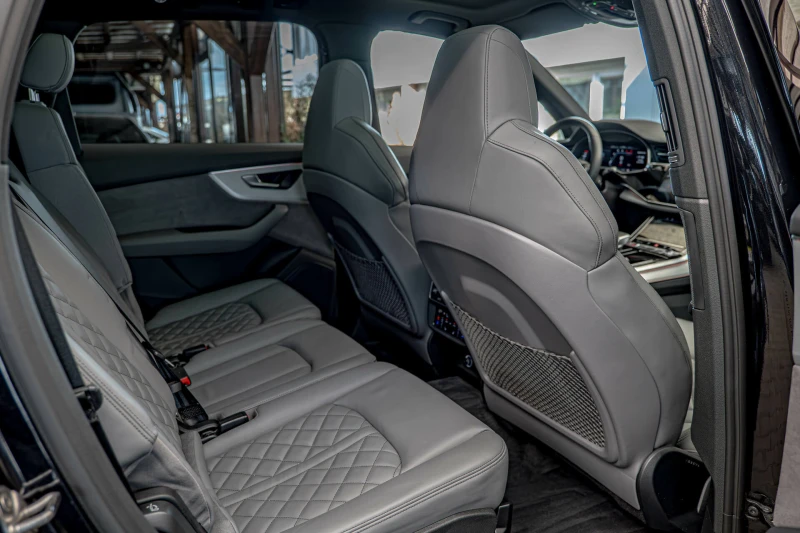 Audi SQ7 4.0TDI/Камера/Подгрев/Панорама/6+ 1, снимка 8 - Автомобили и джипове - 51288740