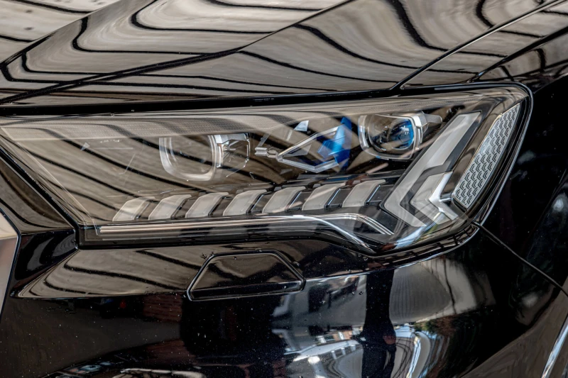 Audi SQ7 4.0TDI/Камера/Подгрев/Панорама/6+ 1, снимка 15 - Автомобили и джипове - 51288740