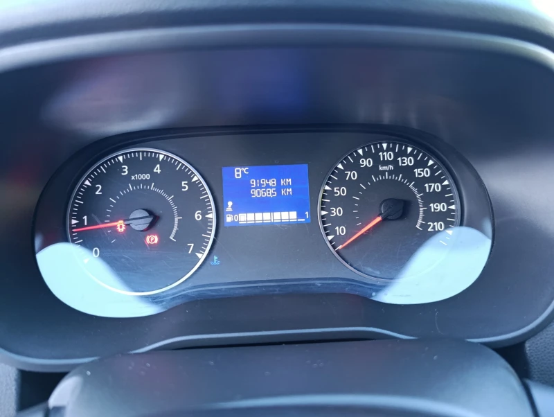 Dacia Duster 1.3TCe-131kc-4x4 N1, снимка 11 - Автомобили и джипове - 52719405