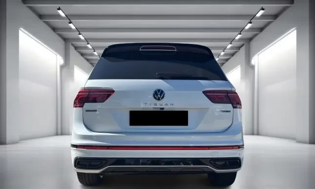VW Tiguan Allspace 2.0 TDI 4Motion = R-line = 7 Seats Гаранция, снимка 3 - Автомобили и джипове - 54454688