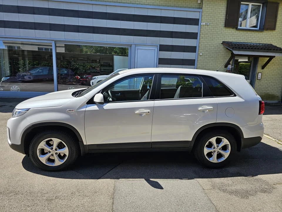 Kia Sorento 2.2-7мес.4* 4 SWISS - изображение 5