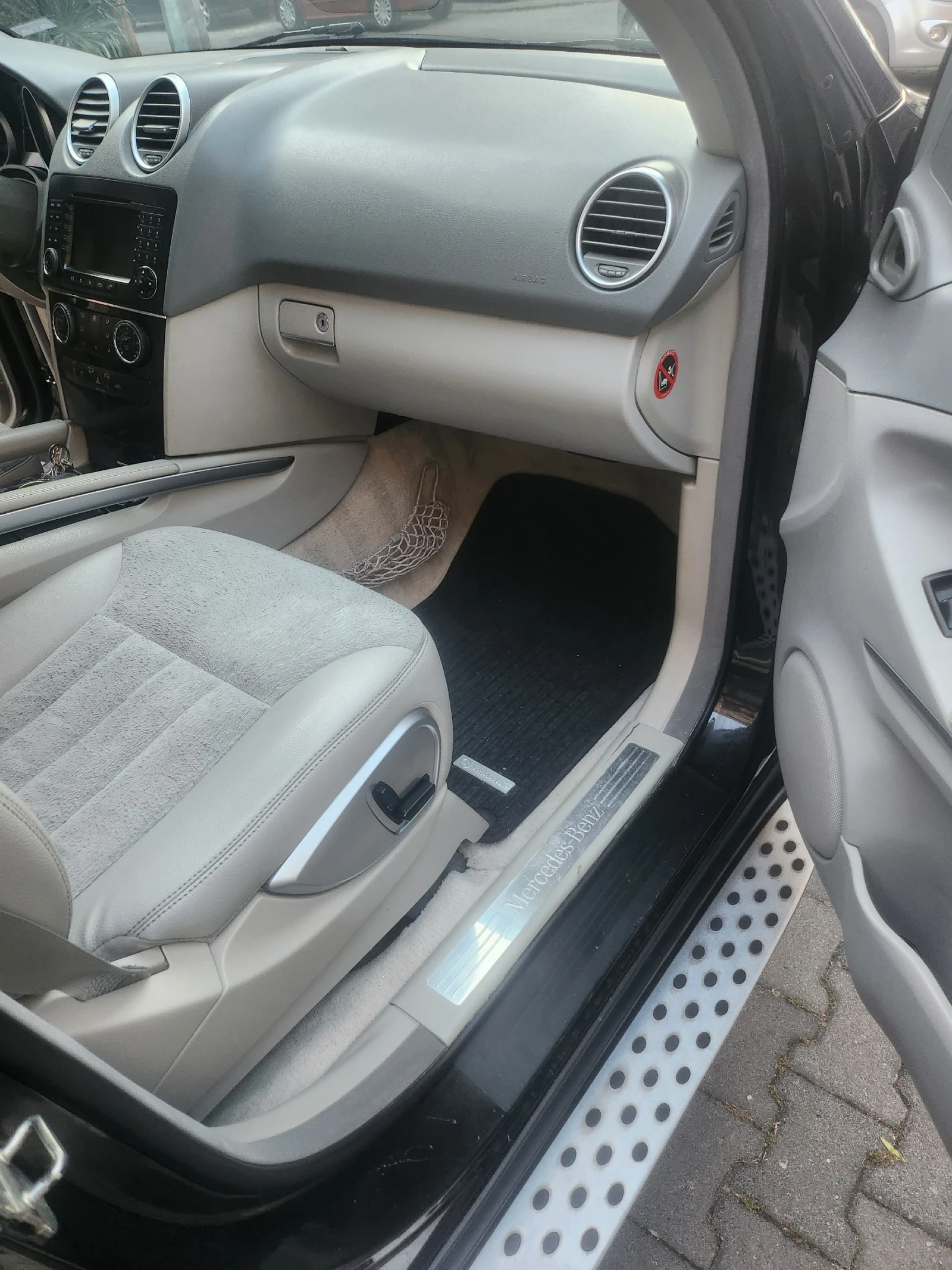 Mercedes-Benz ML 320  - изображение 6