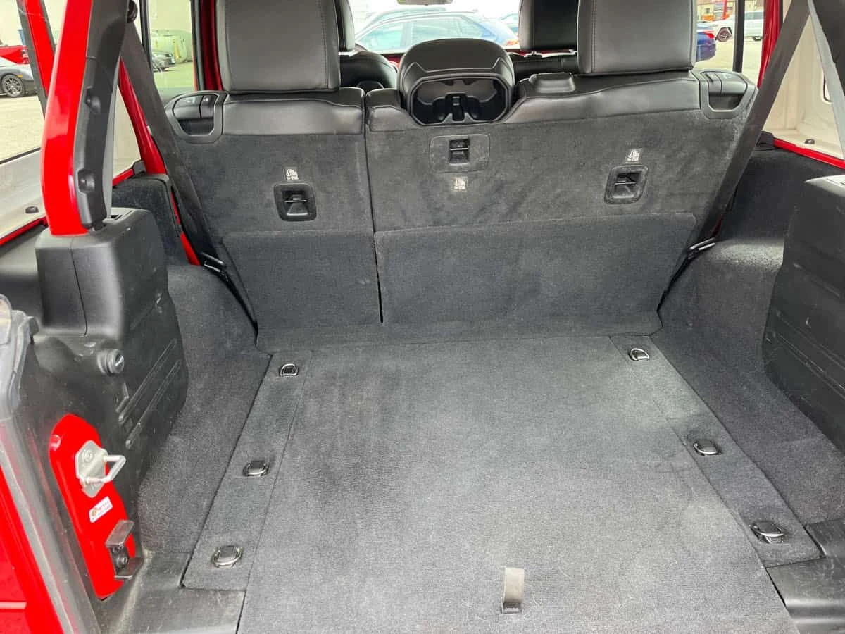 Jeep Wrangler Unlimited Rubicon/КЛИП/КОЖА/CARFAX/ФИНАНСИРАНЕ, снимка 11 - Автомобили и джипове - 54719523