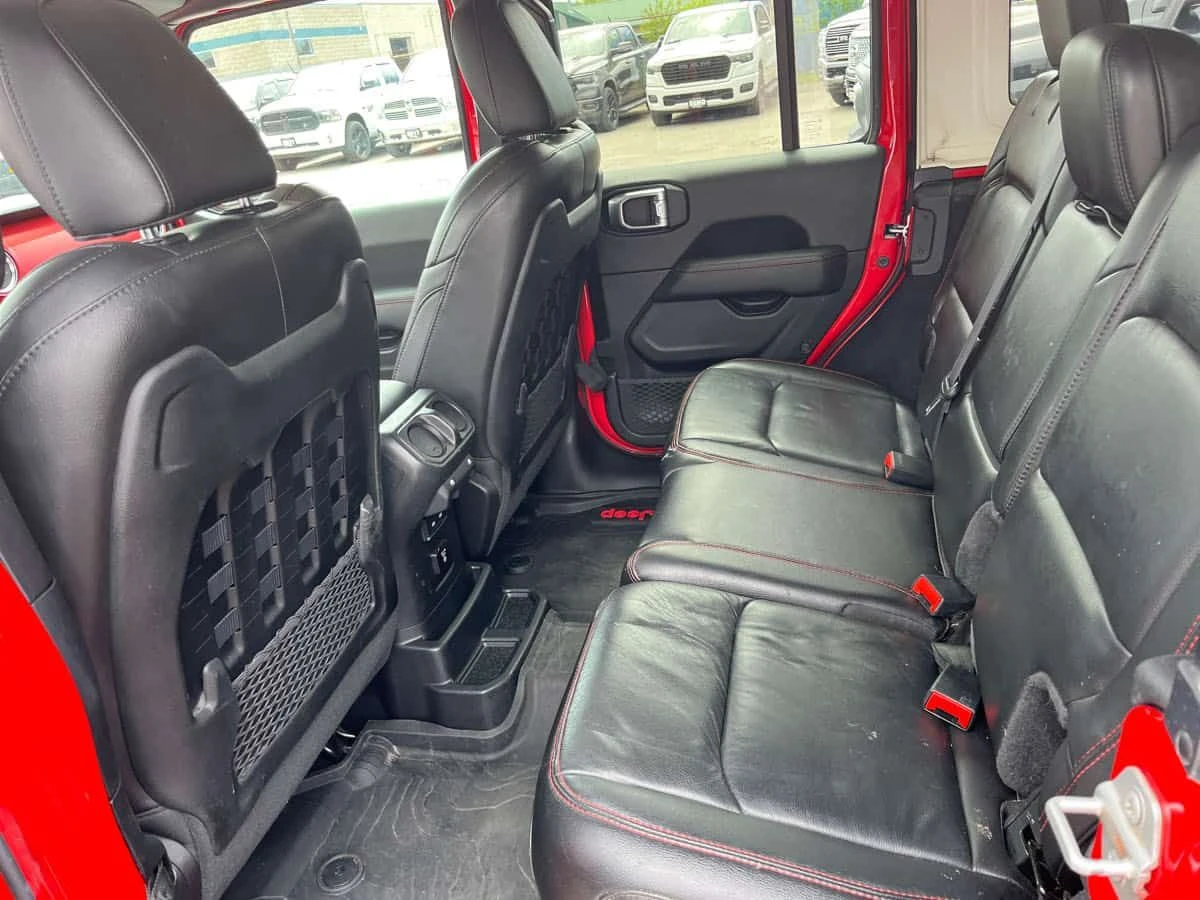 Jeep Wrangler Unlimited Rubicon/КЛИП/КОЖА/CARFAX/ФИНАНСИРАНЕ, снимка 12 - Автомобили и джипове - 54719523