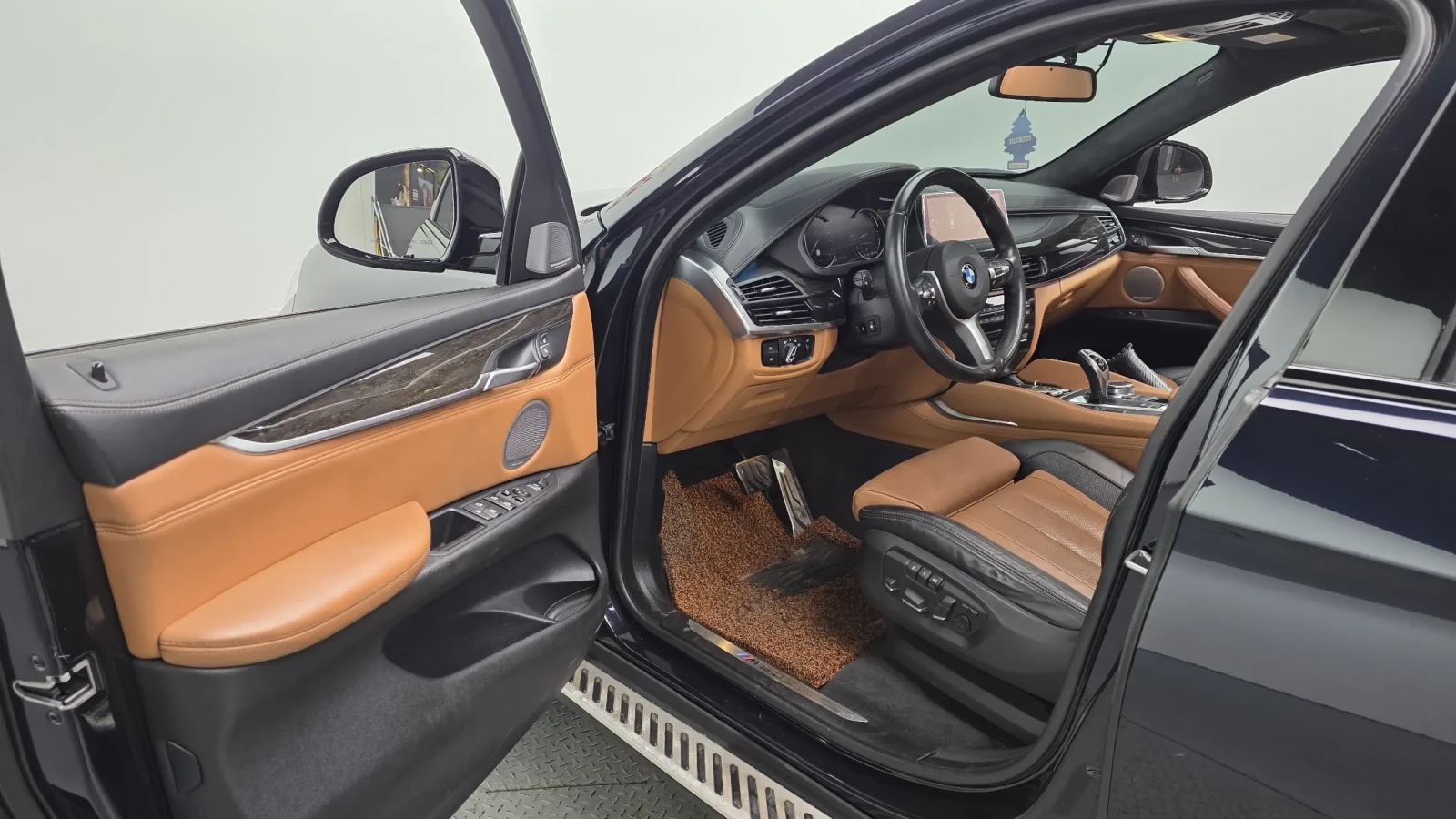 BMW X6 M50D| HUD| DISTRONIC| 360| B57S| 8ZF | Mobile.bg � ����������� 5
