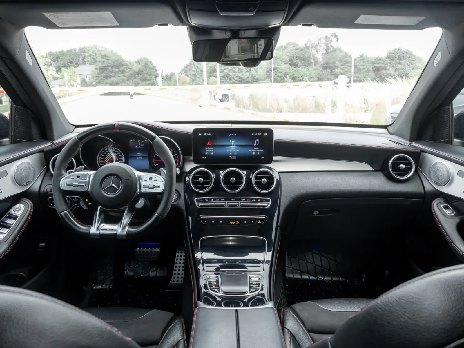 Mercedes-Benz GLC 43 AMG AMG 4MATIC, снимка 7 - Автомобили и джипове - 55395077