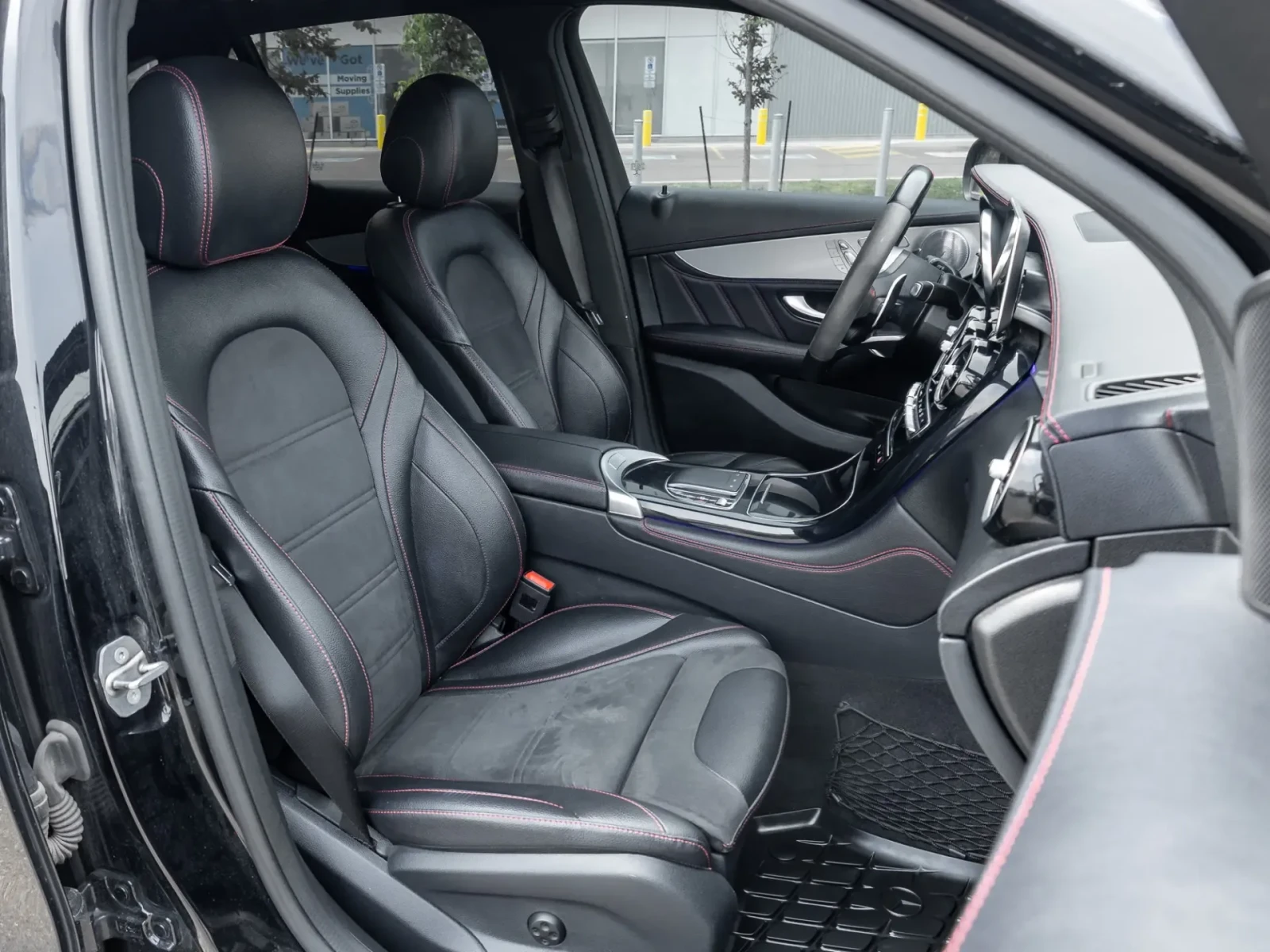 Mercedes-Benz GLC 43 AMG AMG 4MATIC, снимка 15 - Автомобили и джипове - 55395077