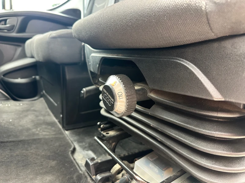 Iveco Daily 3.0 , ДВОЙНА ГУМА, Б. КАТЕГОРИЯ , снимка 9 - Бусове и автобуси - 50498091