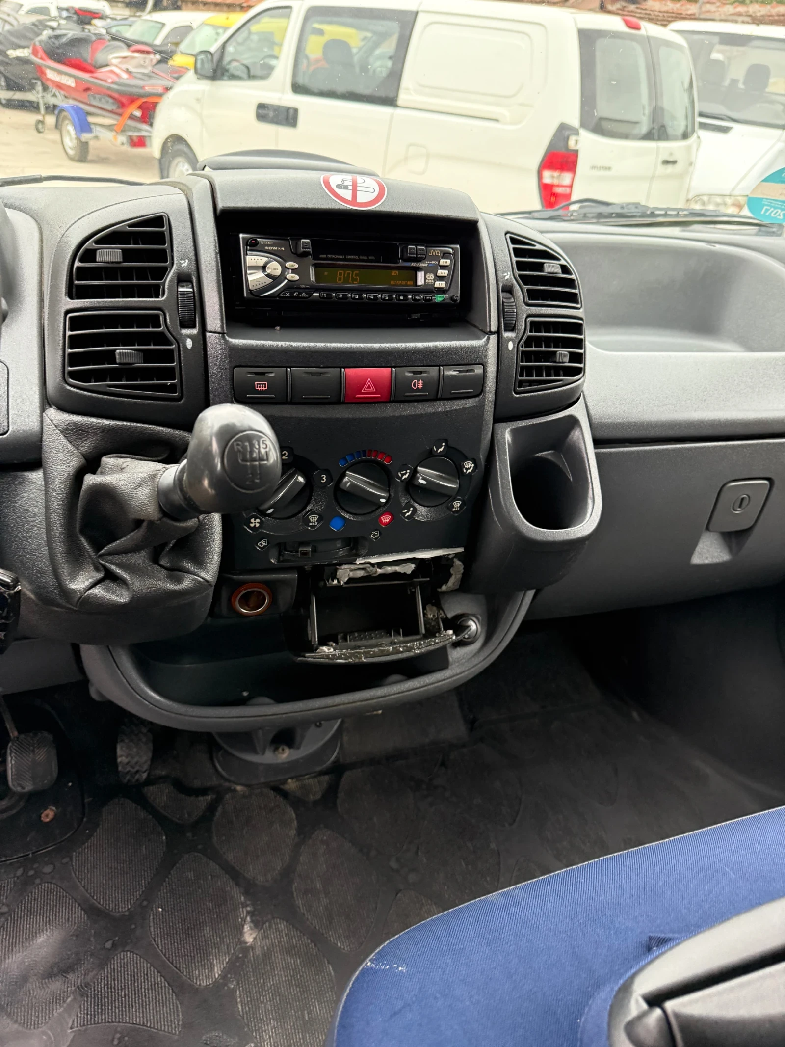 Peugeot Boxer 2.2HDI 9 МЕСТА - изображение 10