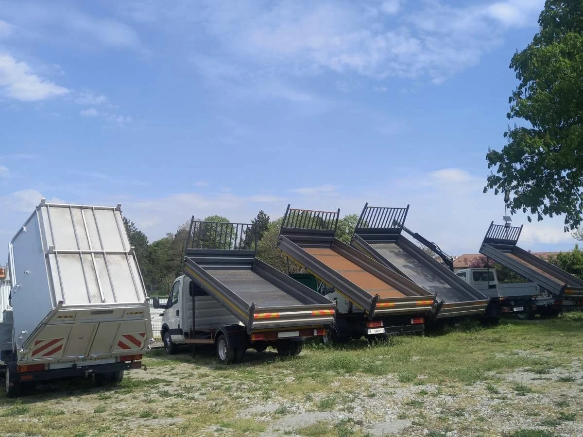 Iveco Daily САМОСВАЛИ, снимка 4 - Бусове и автобуси - 54598031