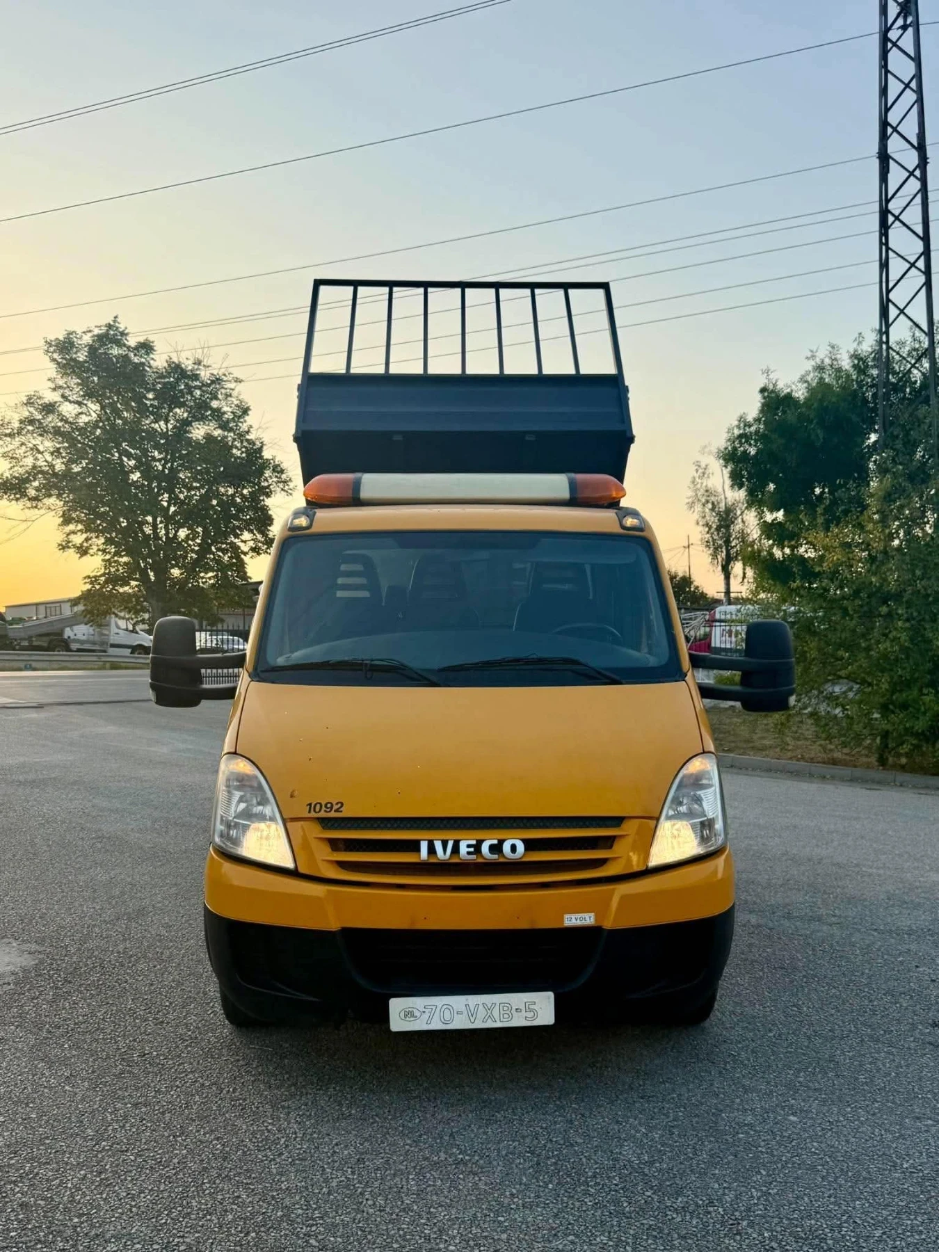 Iveco 35c15 3.0 HPI тристранен* самосвал, снимка 3 - Бусове и автобуси - 55982611