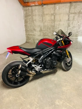 Triumph Speed Triple 1200RR, снимка 2