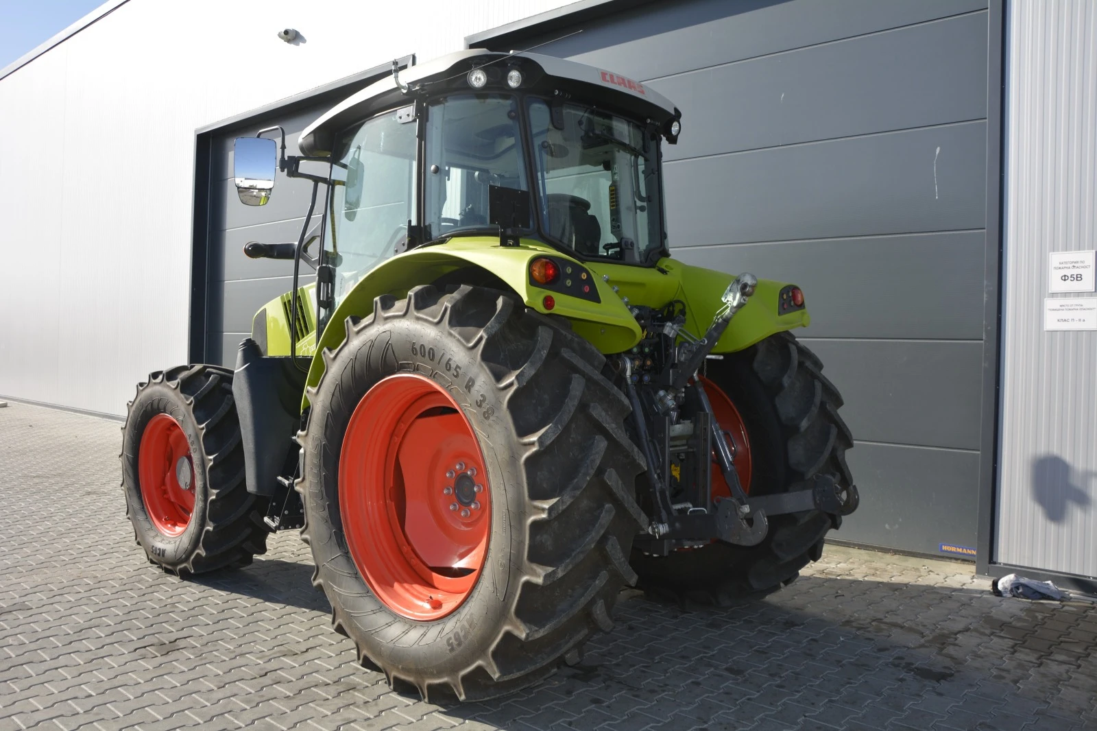 Трактор Claas ARION 450 - изображение 3