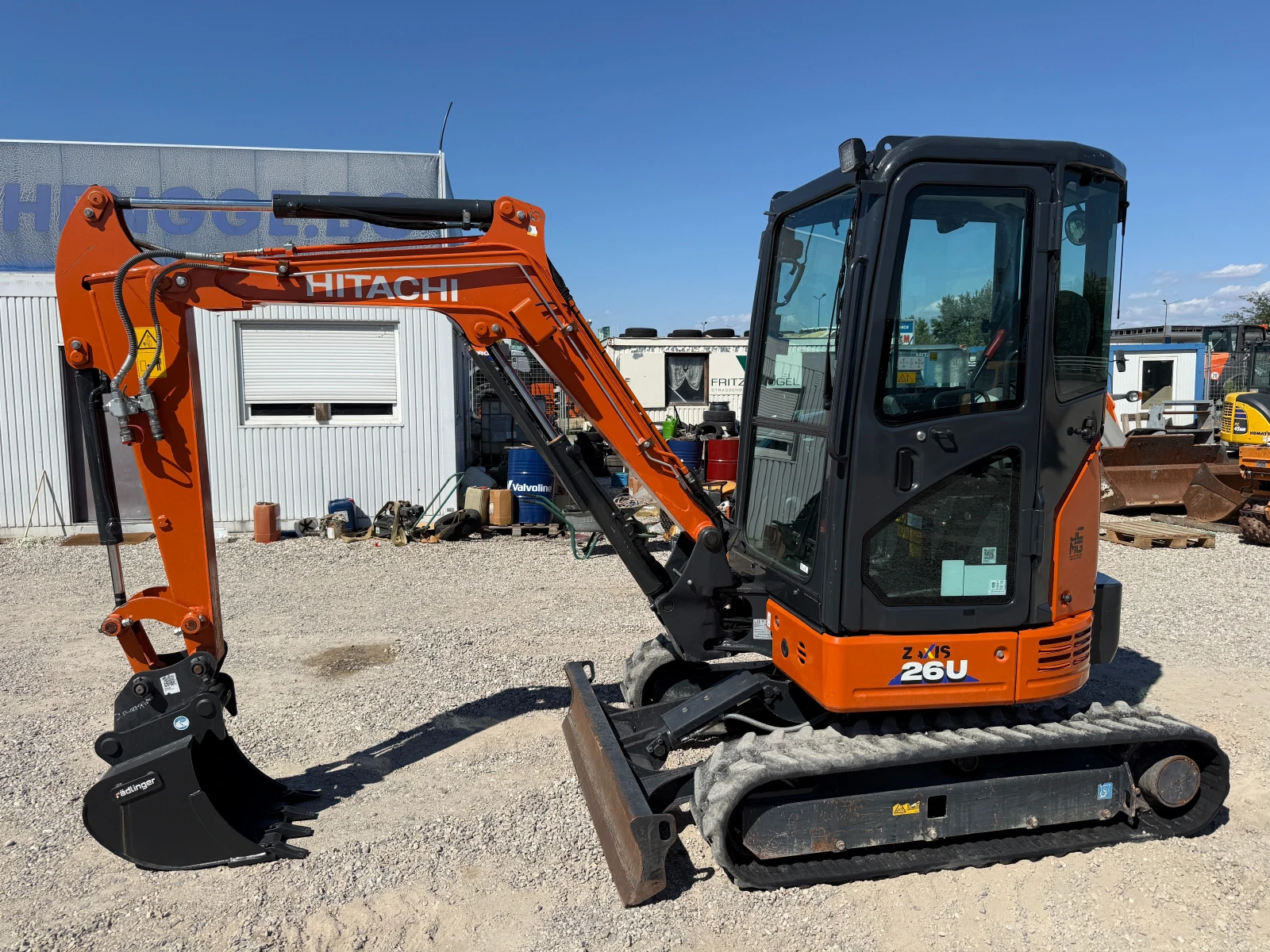 ����� Hitachi ZX 26U-6 | Mobile.bg � ����������� 2