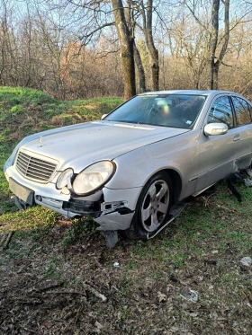 Обява за продажба на Mercedes-Benz E 220 ~12 345 лв. - изображение 1