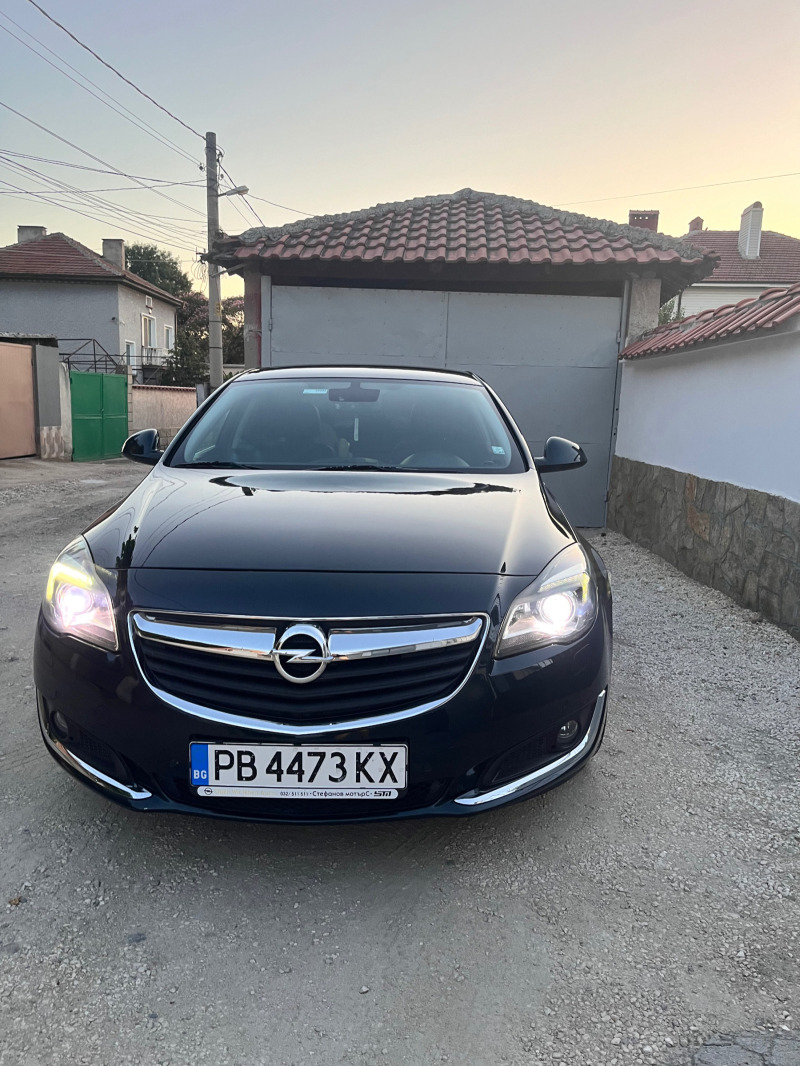 Opel Insignia, снимка 1 - Автомобили и джипове - 46418789