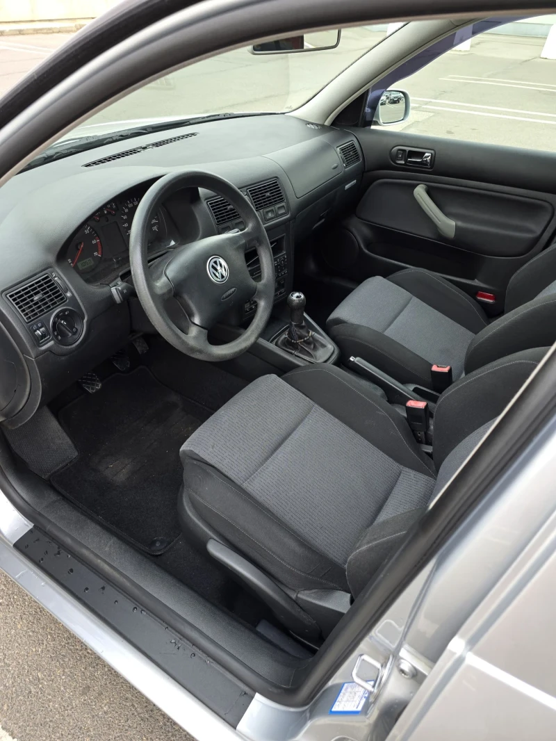 VW Golf 1.4i, снимка 10 - Автомобили и джипове - 47163186