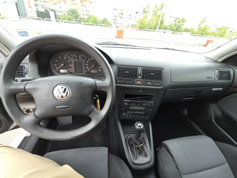 VW Golf 1.4i, снимка 11 - Автомобили и джипове - 47163186