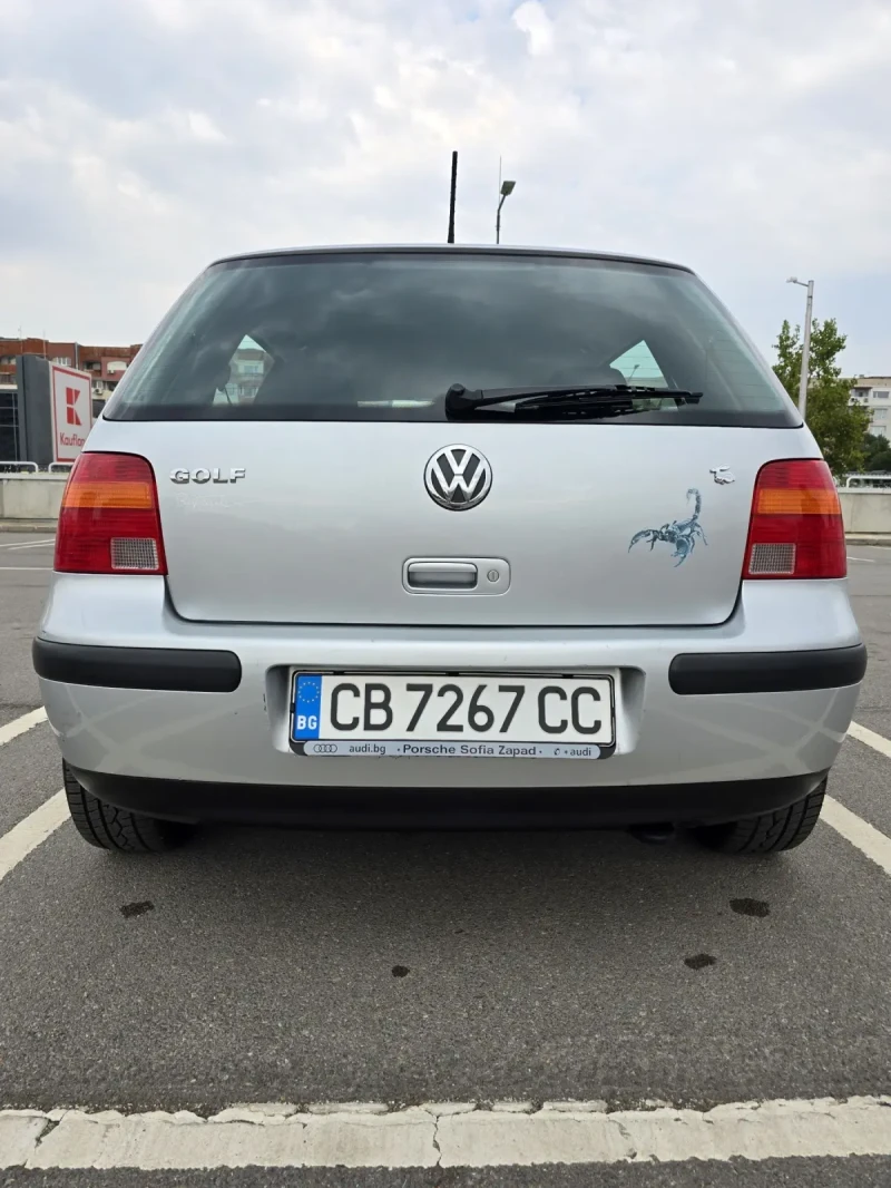 VW Golf 1.4i, снимка 4 - Автомобили и джипове - 47163186