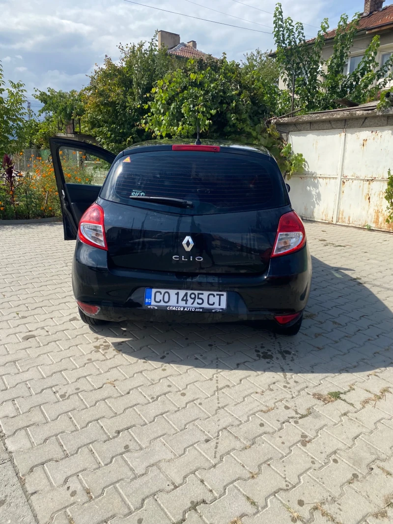 Renault Clio 1.2, снимка 8 - Автомобили и джипове - 47291699