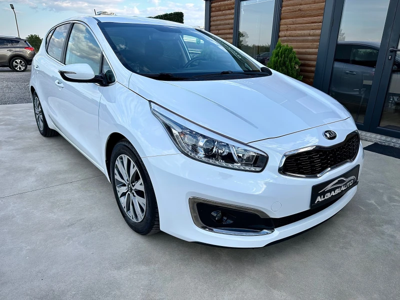 Kia Ceed 1.4 MPI * LED* NAVI, снимка 6 - Автомобили и джипове - 47358089