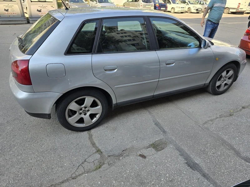 Audi A3 1.8 T, снимка 3 - Автомобили и джипове - 47487067