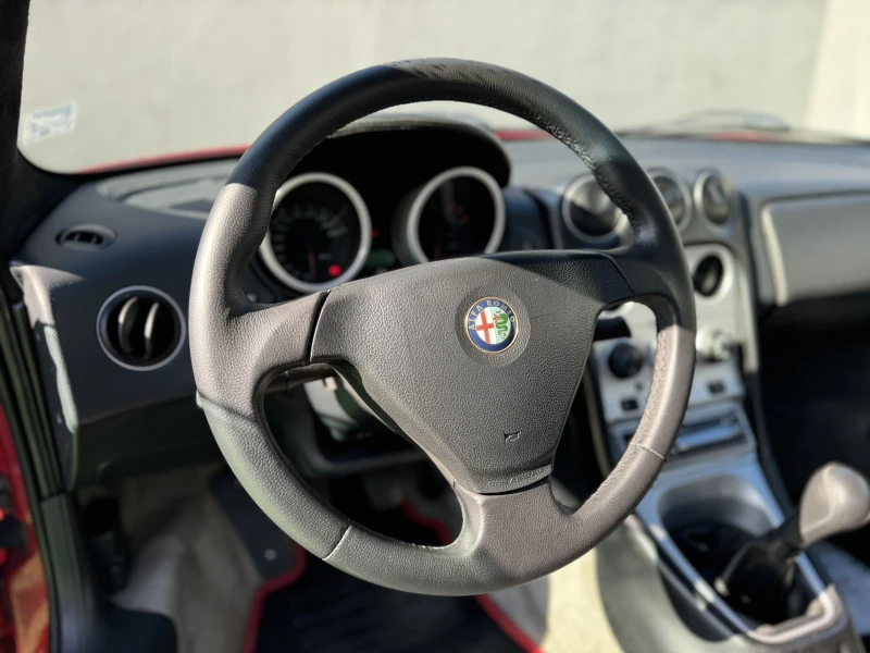 Alfa Romeo Gtv 1.8 Twin Spark, снимка 11 - Автомобили и джипове - 47866255