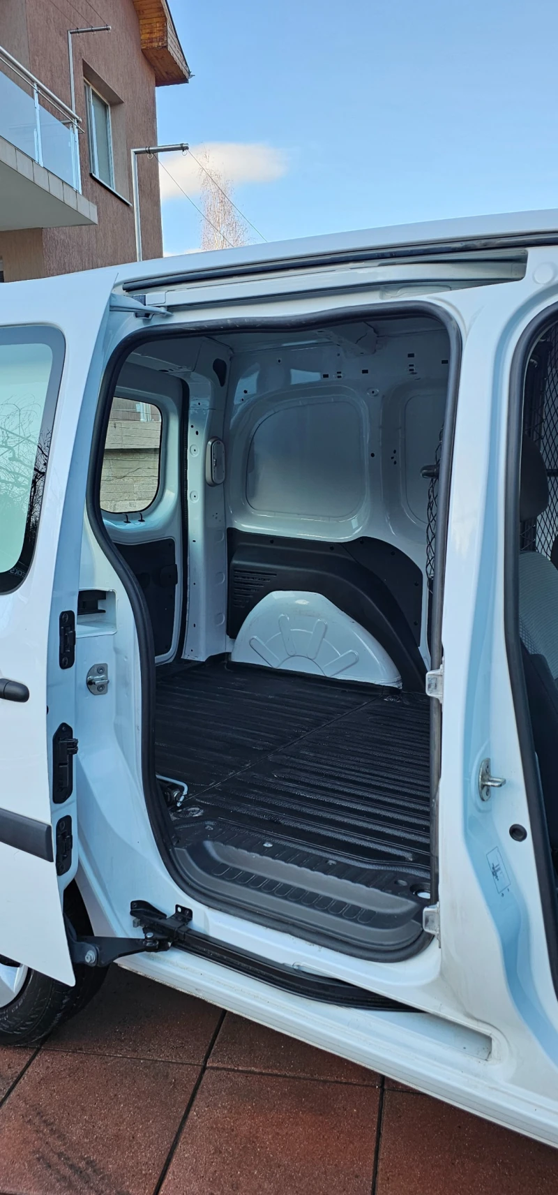 Renault Kangoo 1.5 BLUE DCI , снимка 10 - Автомобили и джипове - 48646087