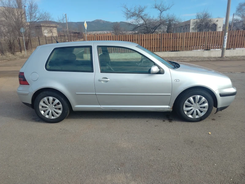 VW Golf, снимка 3 - Автомобили и джипове - 48796513