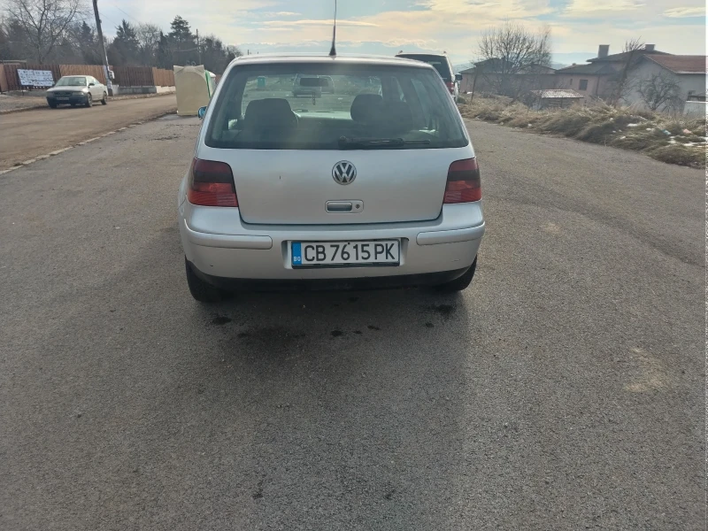 VW Golf, снимка 5 - Автомобили и джипове - 48796513