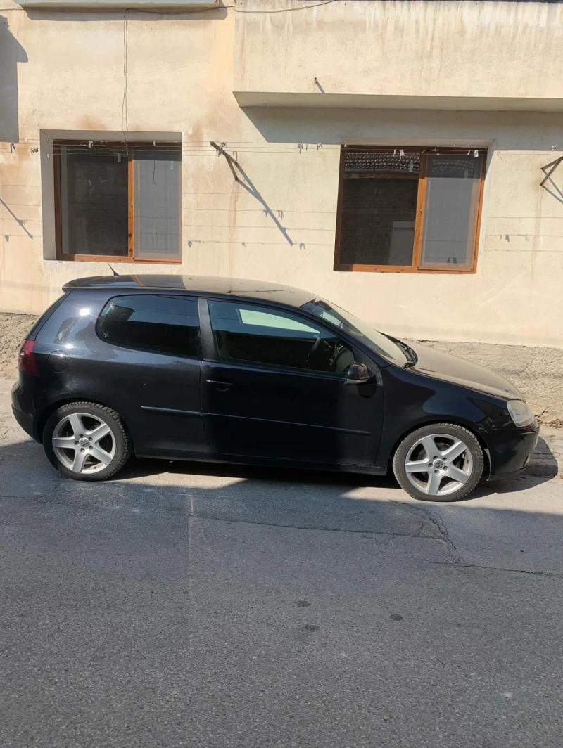 VW Golf, снимка 4 - Автомобили и джипове - 48896600